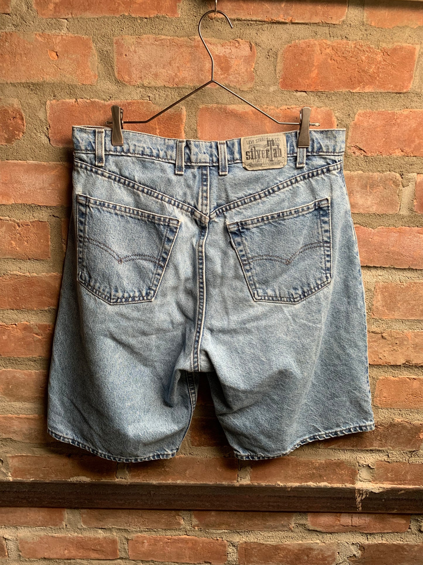 Levi’s Silver Tab loose shorts
