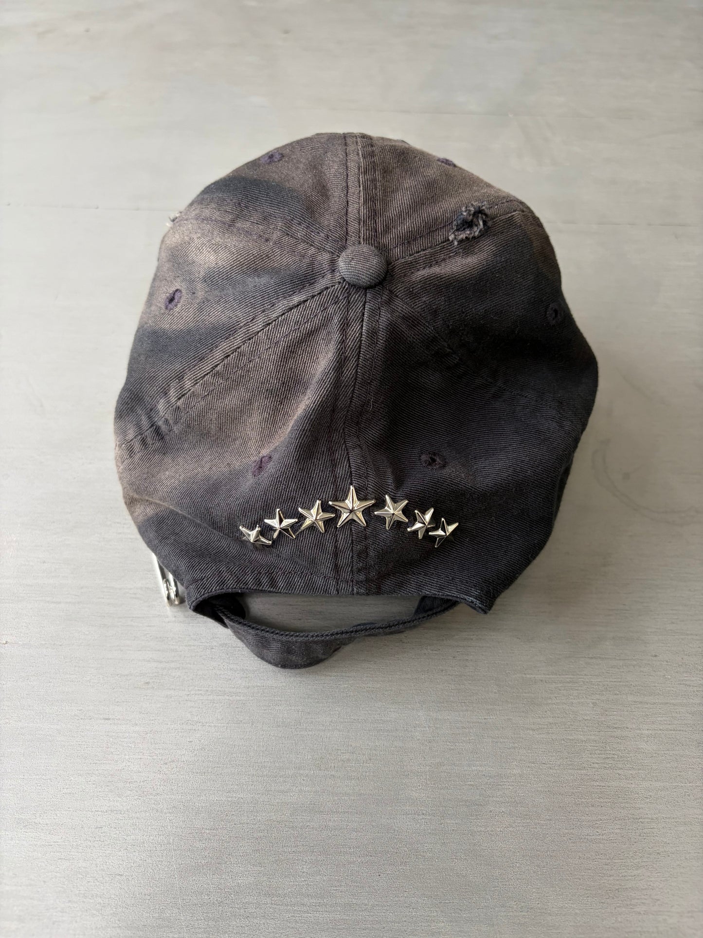 006 Pierced Hat