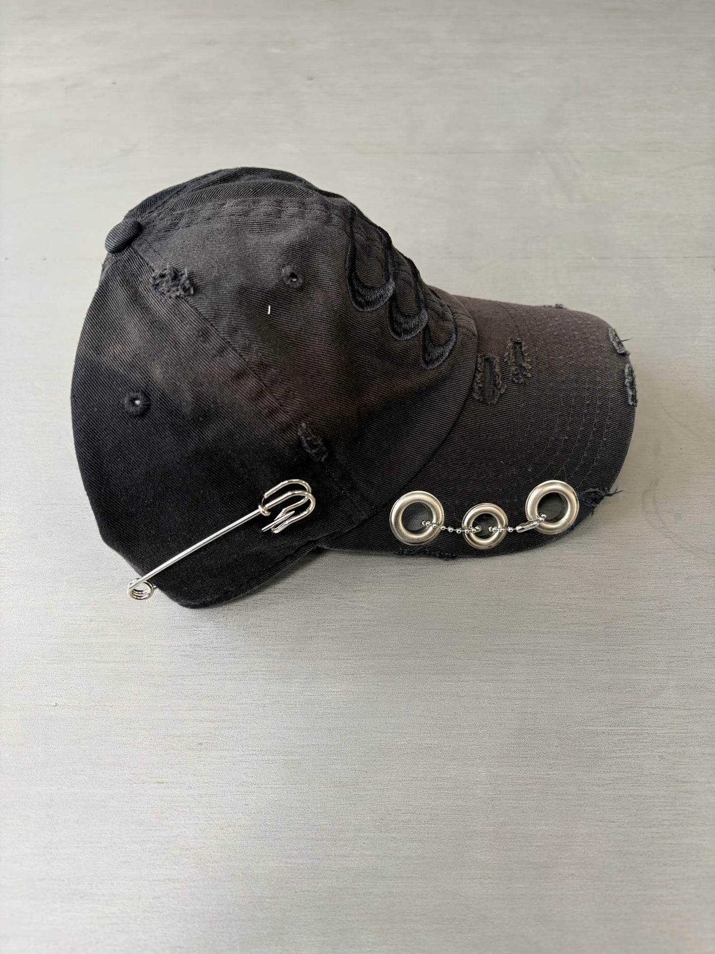 001 Pierced Hat
