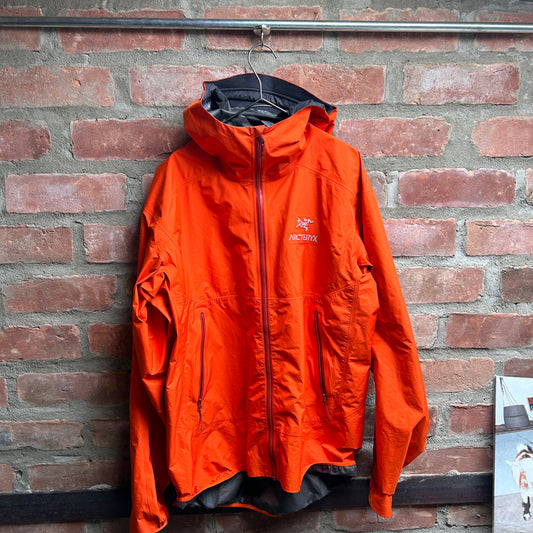 Arc’teryx Light Shell Jacket