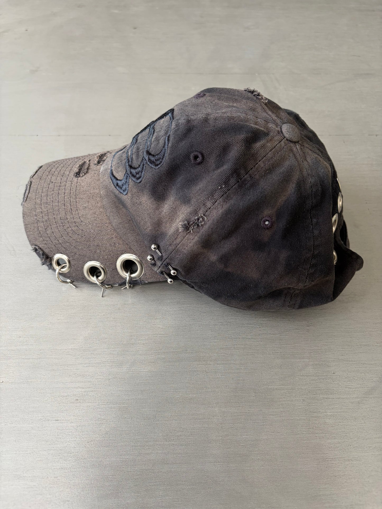 004 Pierced Hat