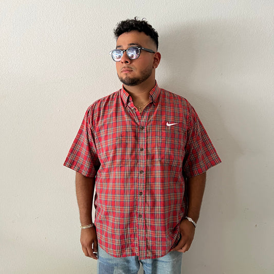 90's Plaid Button Down shirt